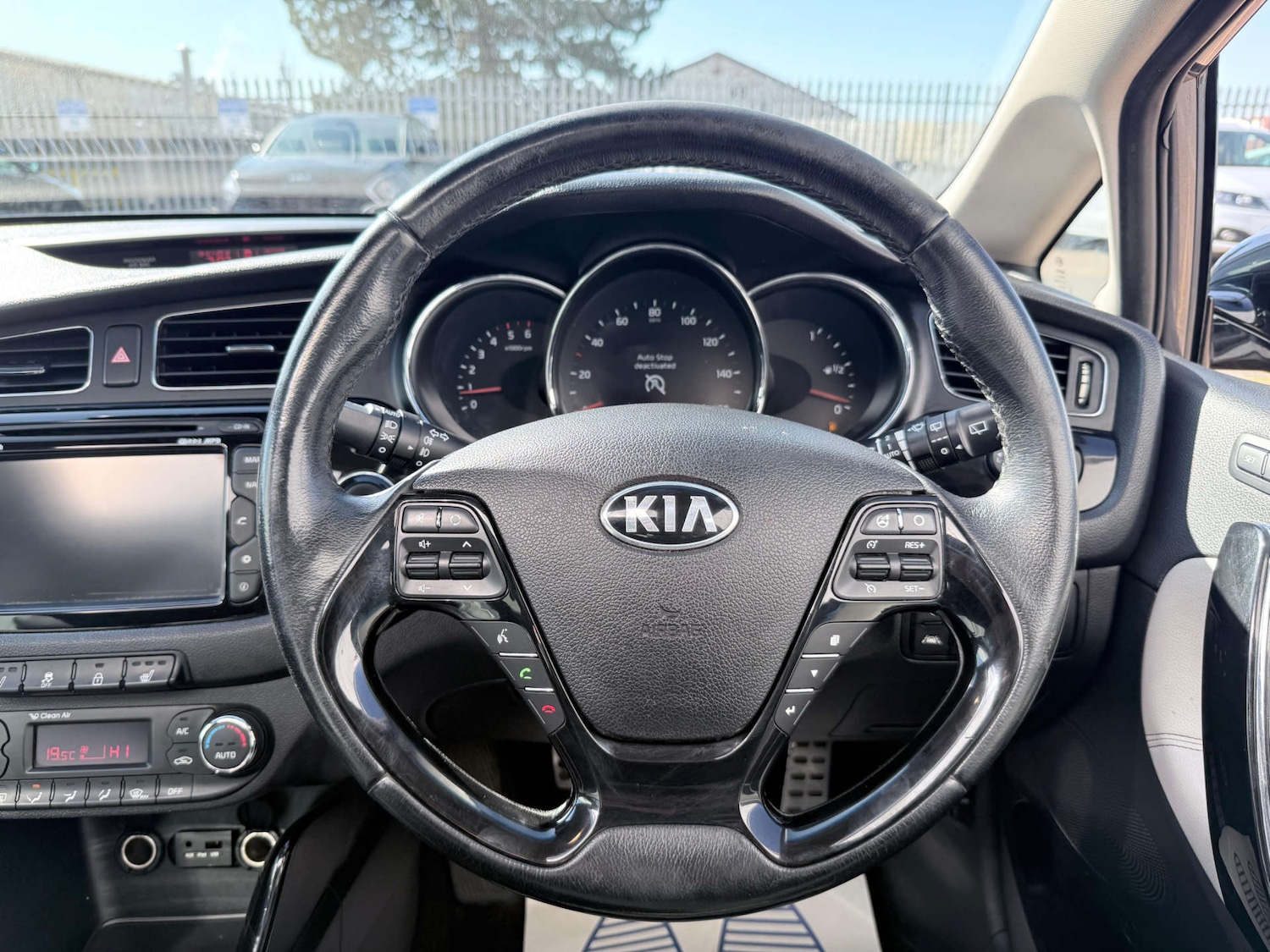 Used Kia Ceed 2013 for sale - 77937244: Photo 50