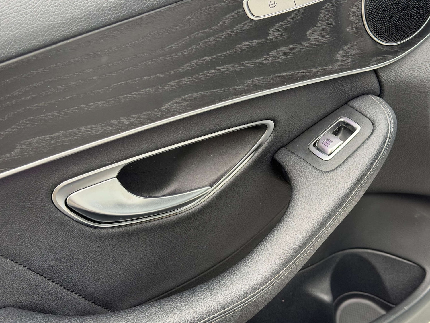 Used Mercedes-Benz C Class 2020 for sale - 77437613: Photo 92