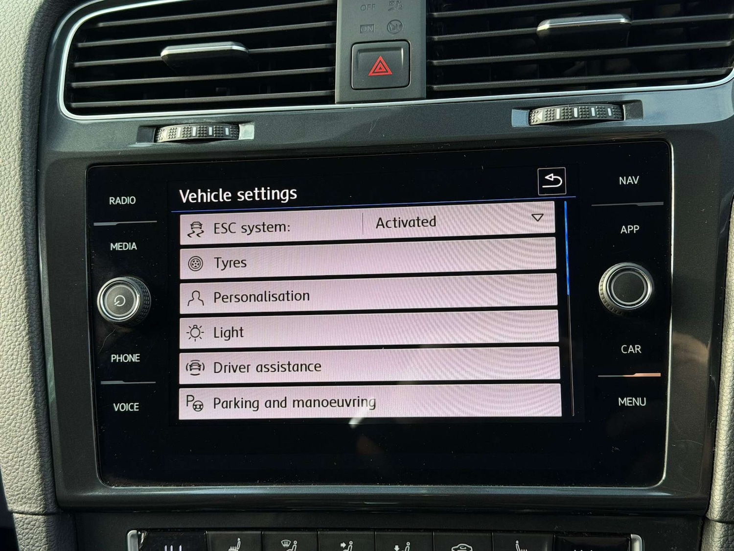 Used Volkswagen Golf 2020 for sale - 77437710: Photo 63