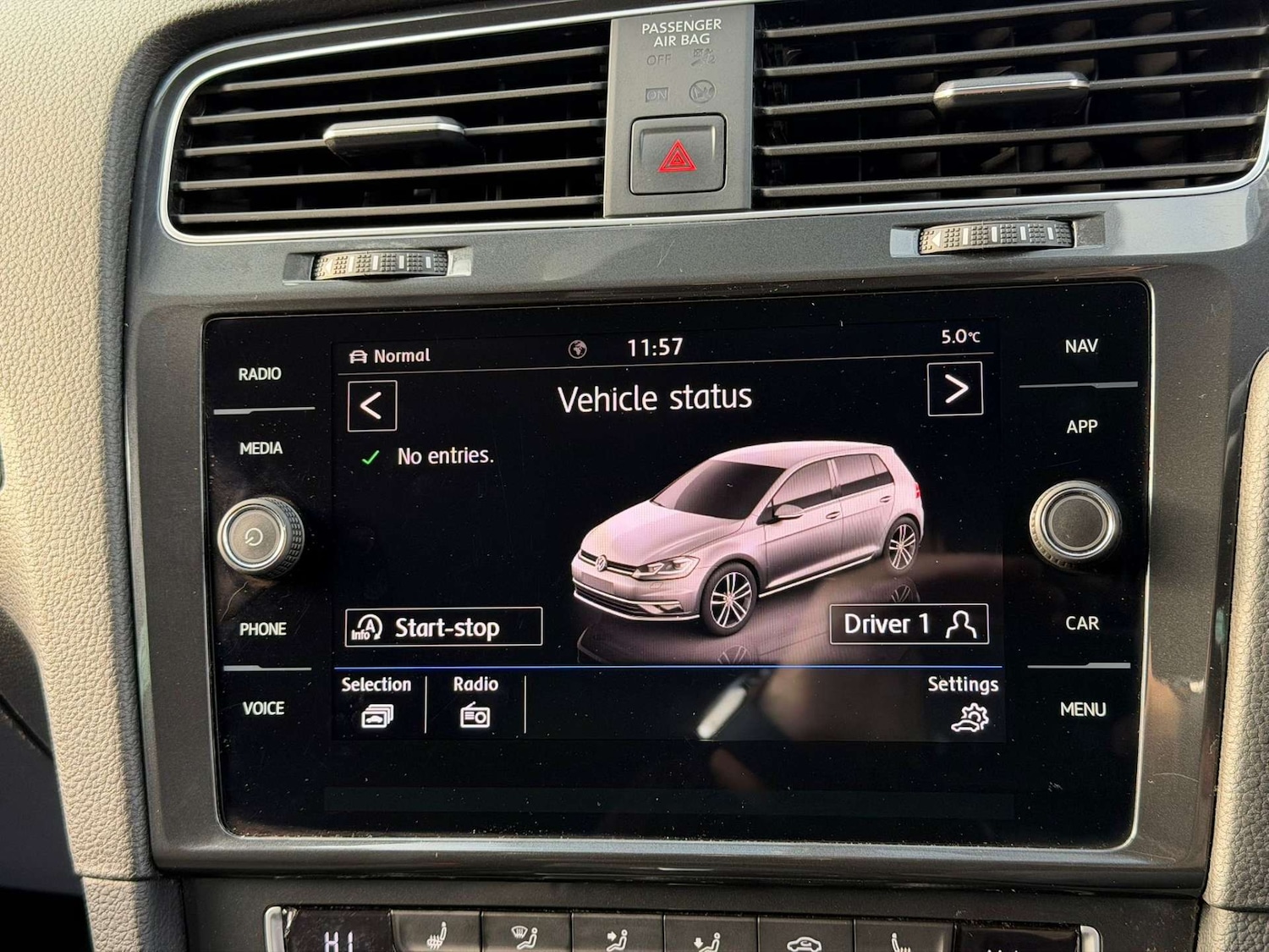 Used Volkswagen Golf 2020 for sale - 77437710: Photo 67