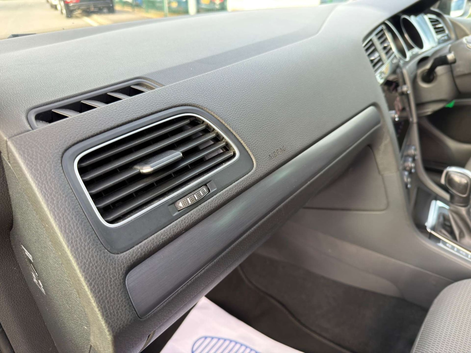 Used Volkswagen Golf 2020 for sale - 77437710: Photo 90