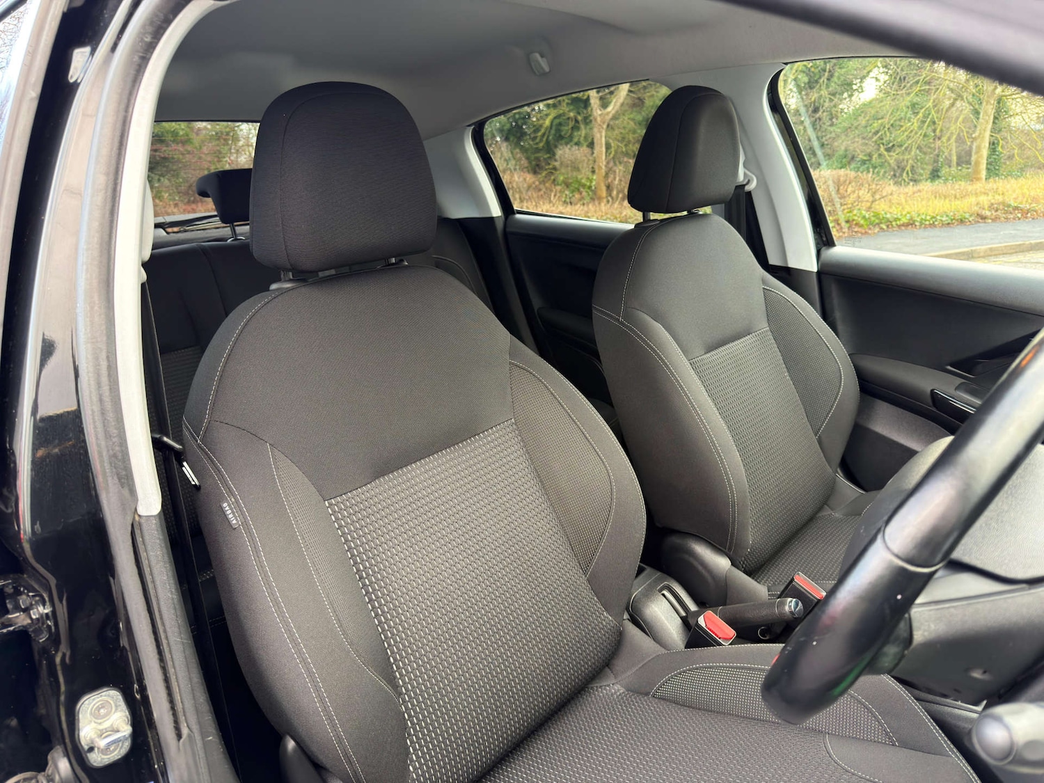 Used Peugeot 208 2018 for sale - 77437557: Photo 17