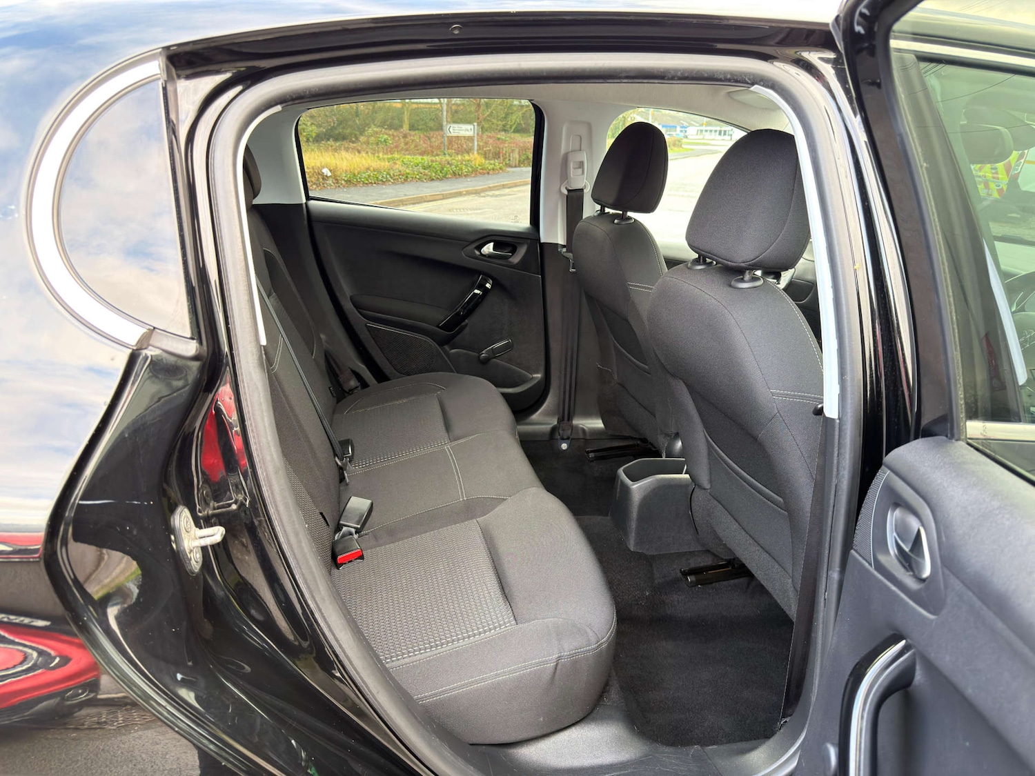 Used Peugeot 208 2018 for sale - 77437557: Photo 35