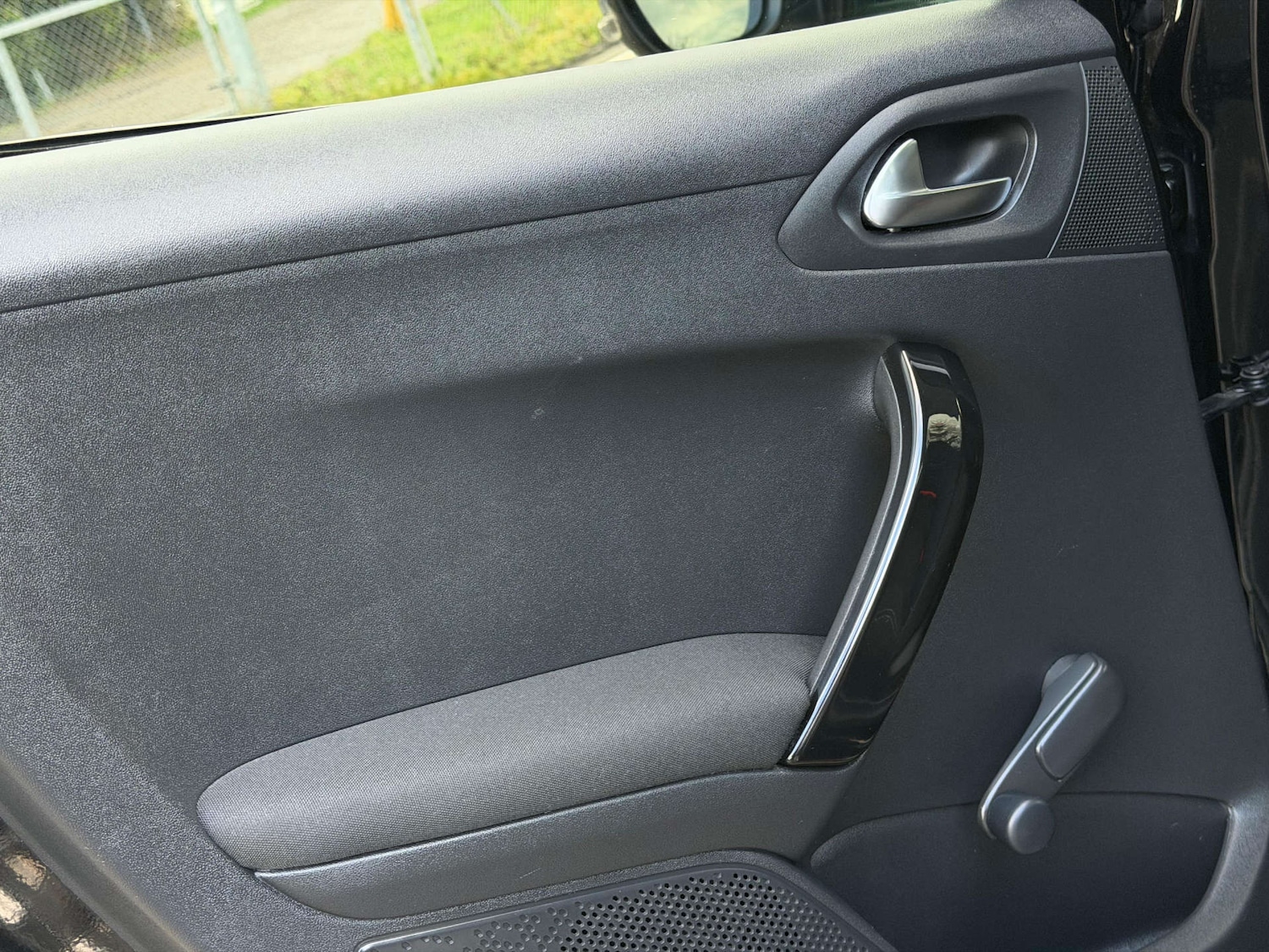 Used Peugeot 208 2018 for sale - 77437557: Photo 41