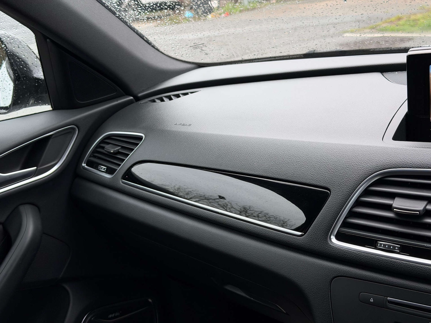 Used Audi Q3 2018 for sale - 77437550: Photo 21