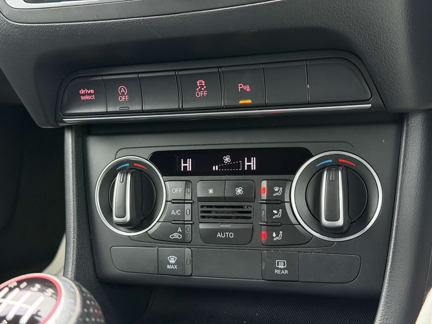 Used Audi Q3 2018 for sale - 77437550: Photo 39