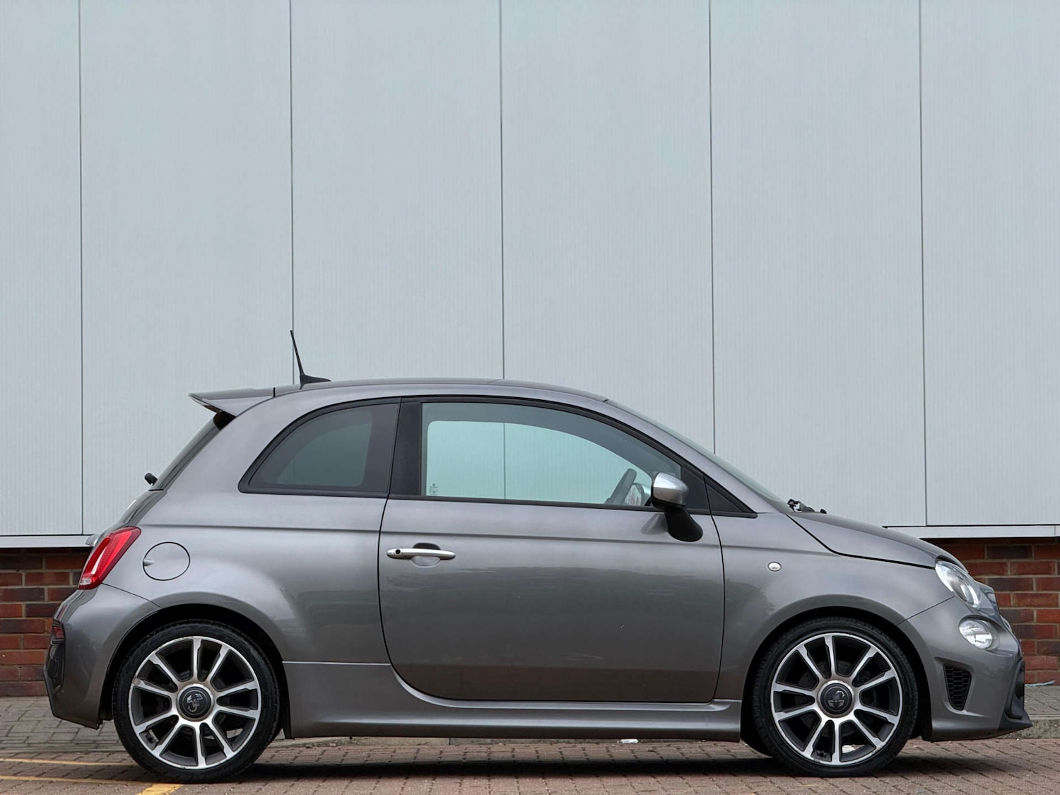 Used Fiat 500 2017 for sale - 77609474: Photo 9