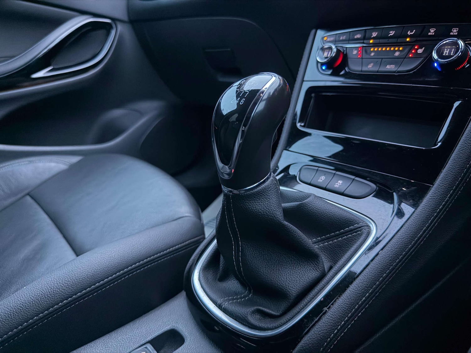 Used Vauxhall Astra 2018 for sale - 77437640: Photo 19