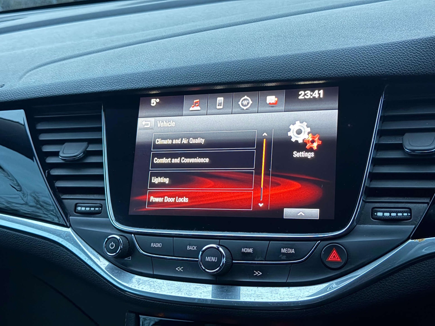 Used Vauxhall Astra 2018 for sale - 77437640: Photo 47