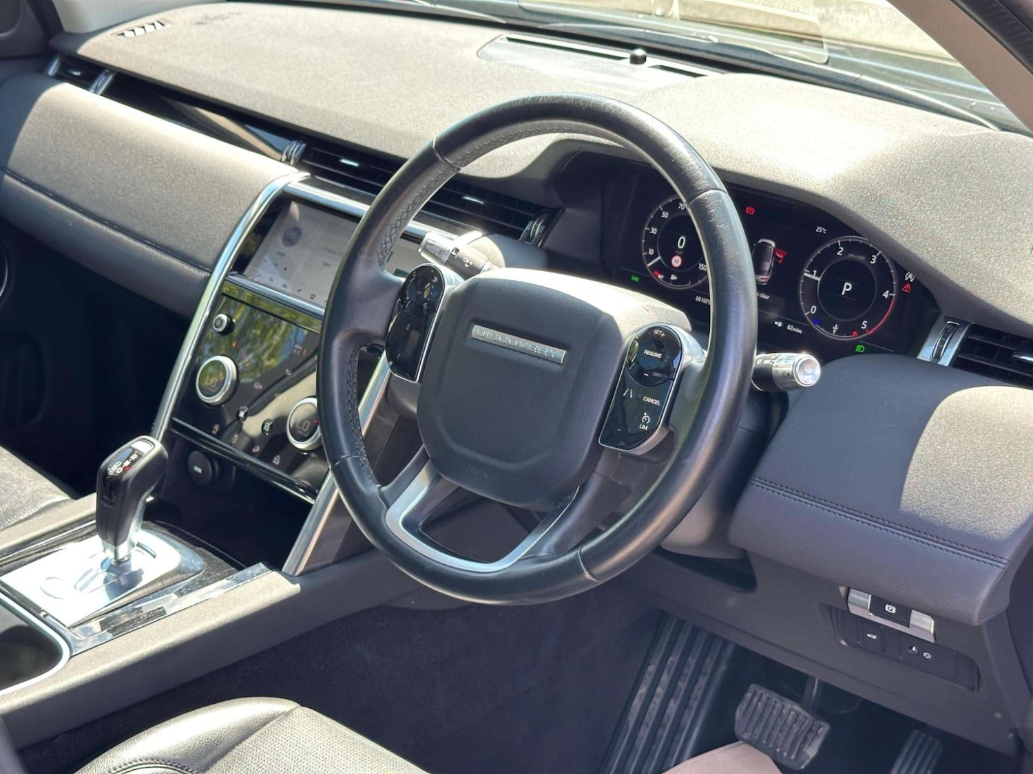 Used Land Rover Discovery Sport 2020 for sale - 77437696: Photo 18