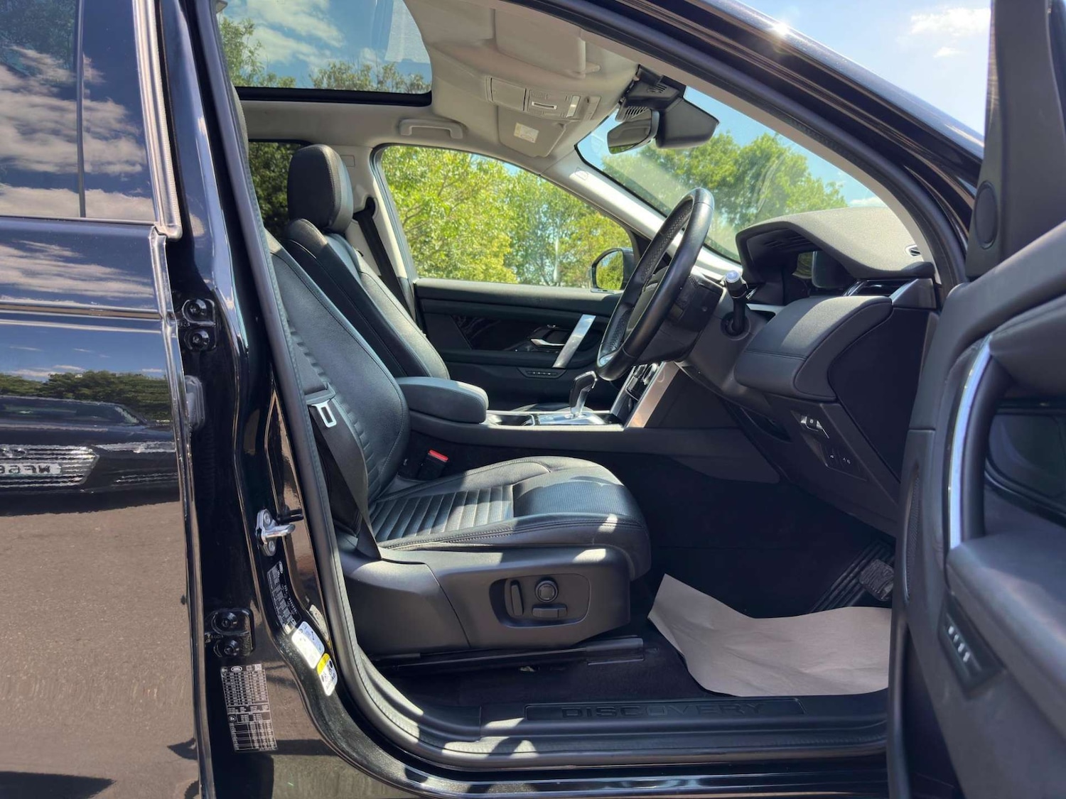 Used Land Rover Discovery Sport 2020 for sale - 77437696: Photo 32