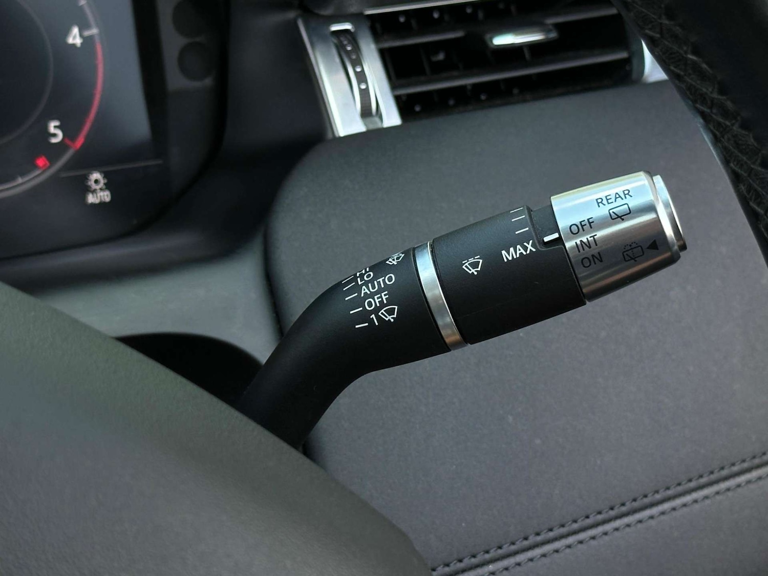 Used Land Rover Discovery Sport 2020 for sale - 77437696: Photo 47