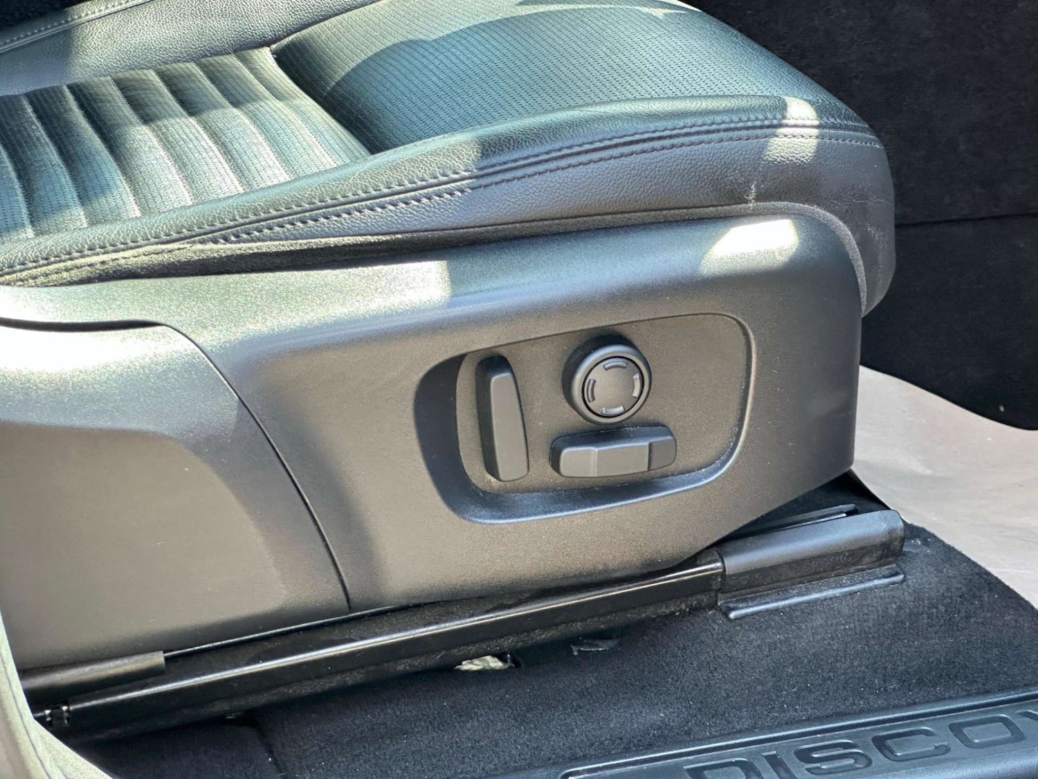 Used Land Rover Discovery Sport 2020 for sale - 77437696: Photo 57