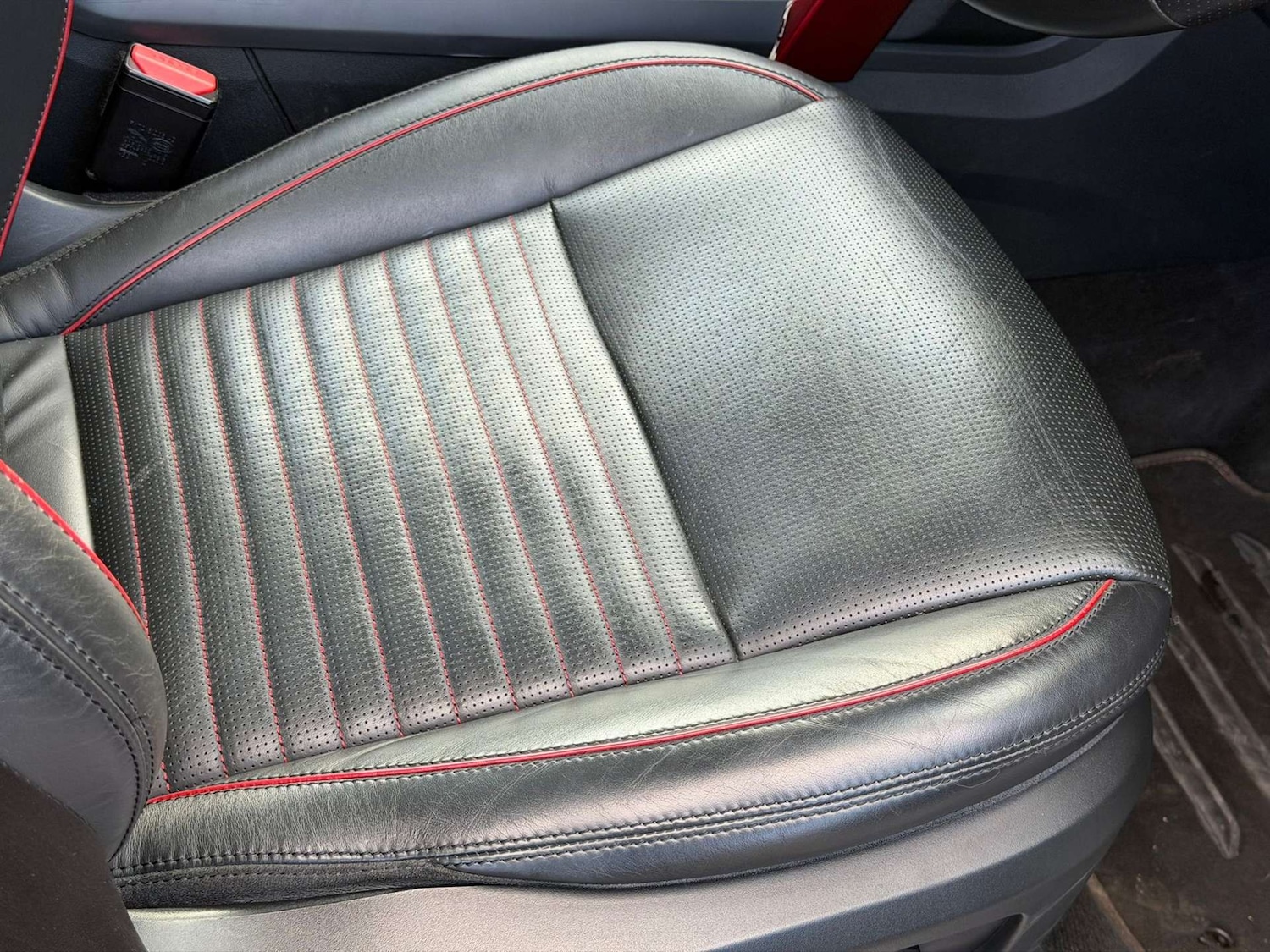 Used Land Rover Discovery Sport 2018 for sale - 77437635: Photo 100