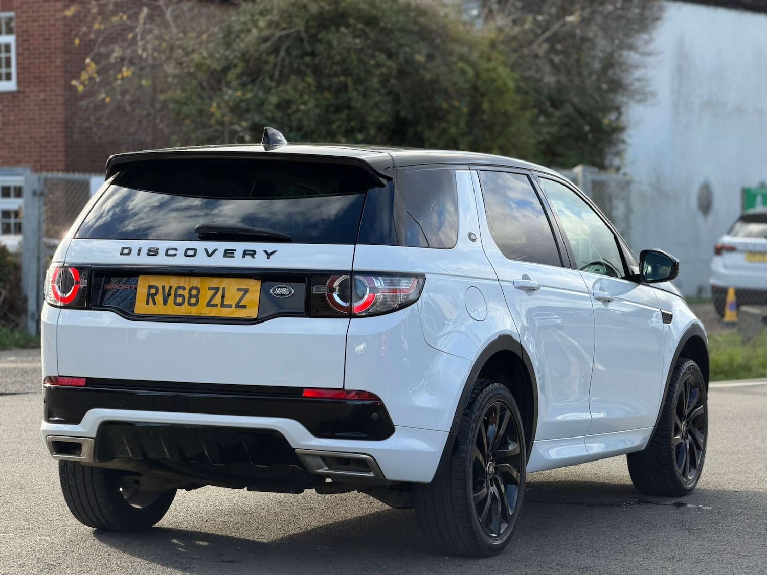 Used Land Rover Discovery Sport 2018 for sale - 77437635: Photo 17