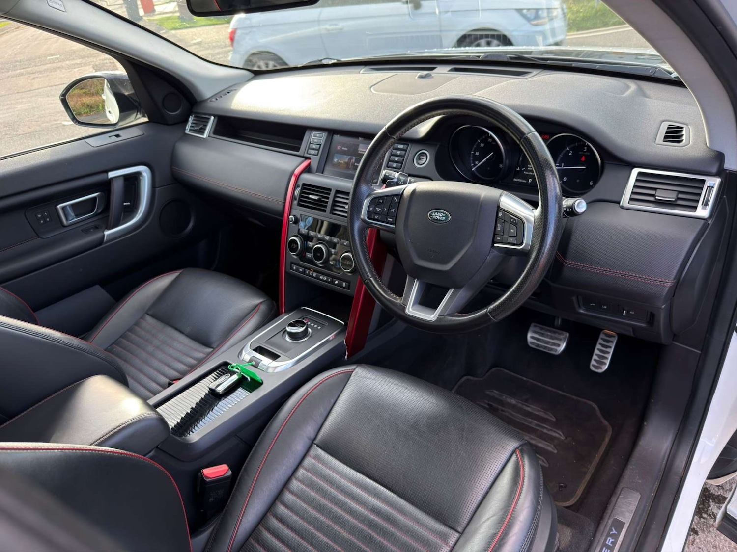 Used Land Rover Discovery Sport 2018 for sale - 77437635: Photo 19