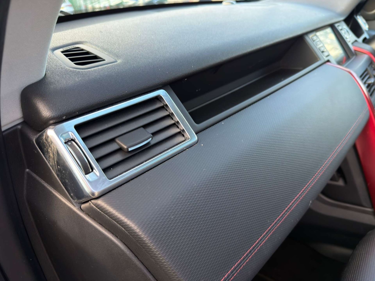 Used Land Rover Discovery Sport 2018 for sale - 77437635: Photo 56