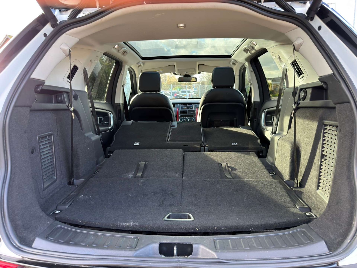 Used Land Rover Discovery Sport 2018 for sale - 77437635: Photo 77