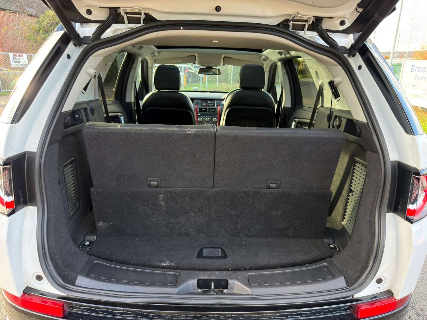 Used Land Rover Discovery Sport 2018 for sale - 77437635: Photo 78