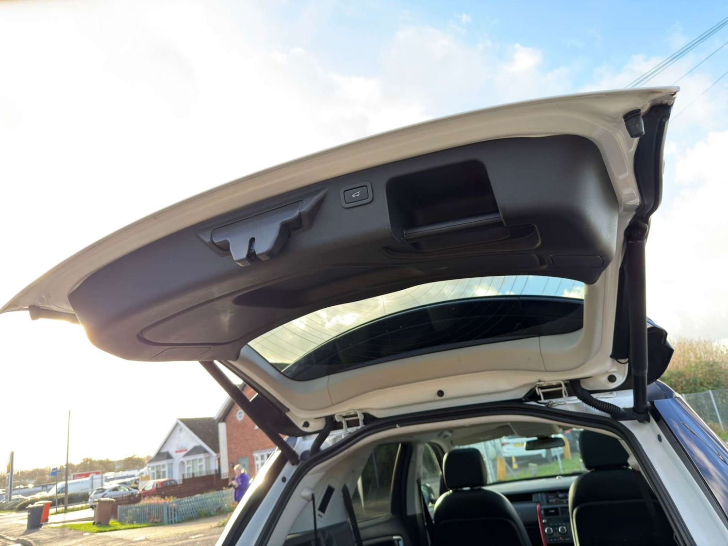 Used Land Rover Discovery Sport 2018 for sale - 77437635: Photo 90