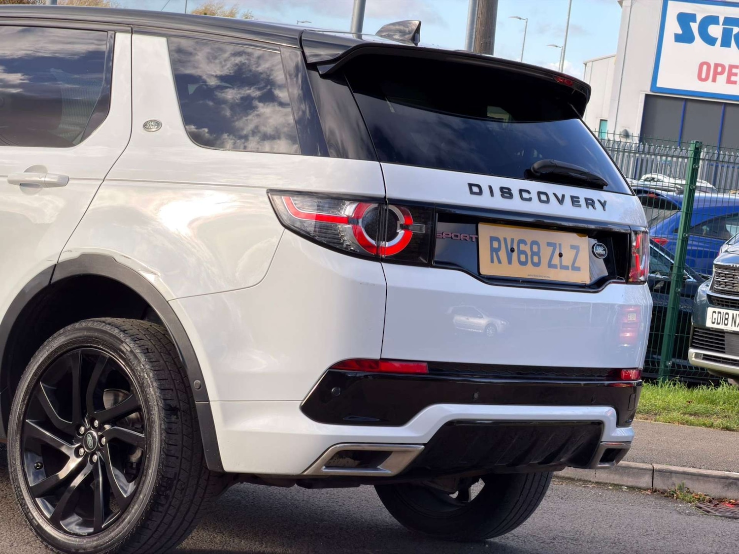Used Land Rover Discovery Sport 2018 for sale - 77437635: Photo 93