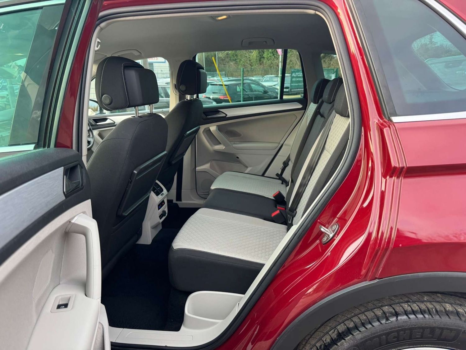 Used Volkswagen Tiguan 2018 for sale - 77437524: Photo 25