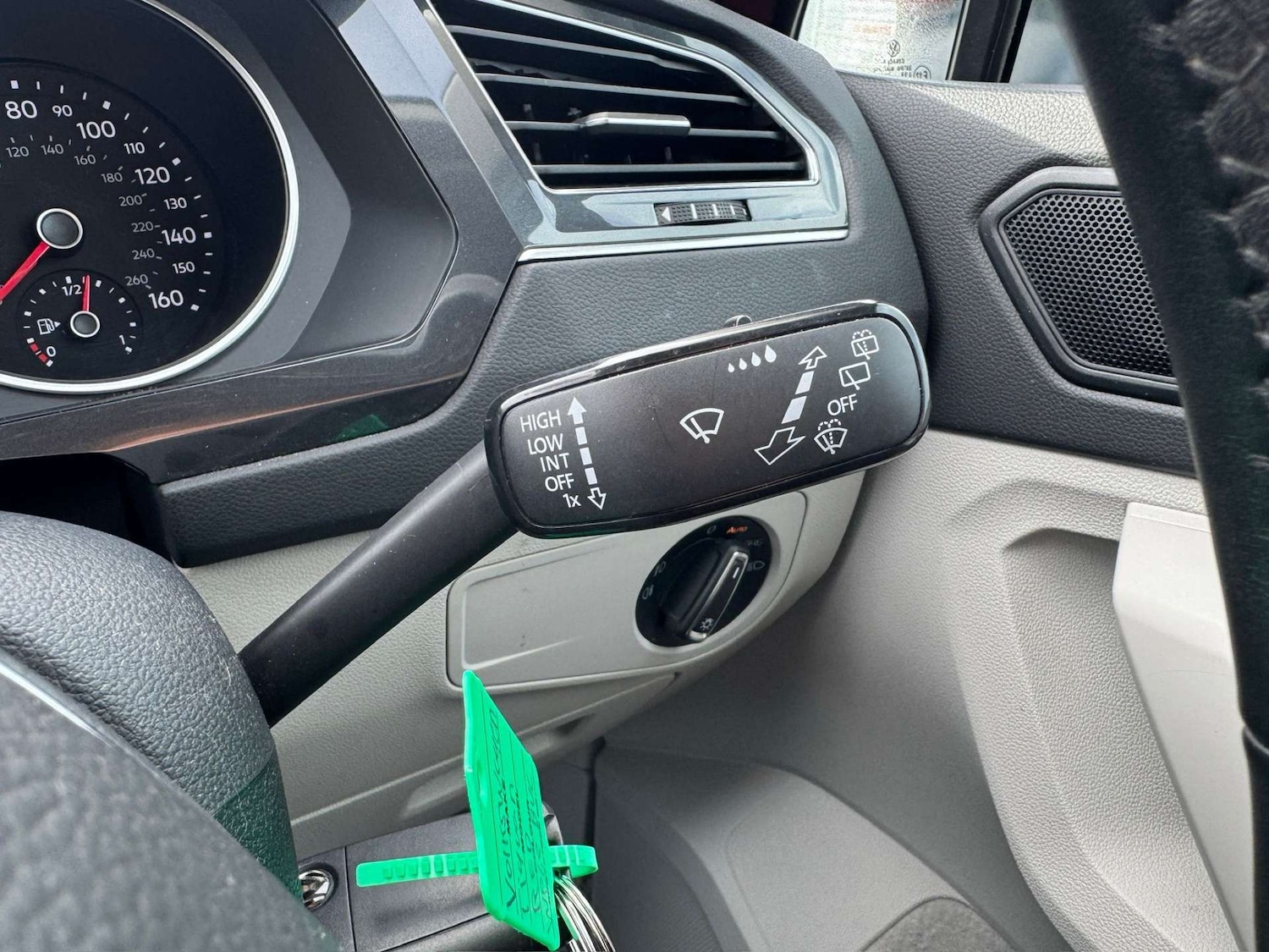 Used Volkswagen Tiguan 2018 for sale - 77437524: Photo 32