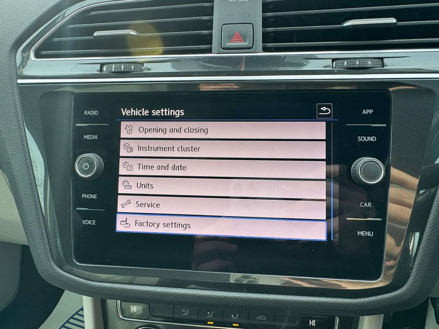 Used Volkswagen Tiguan 2018 for sale - 77437524: Photo 57