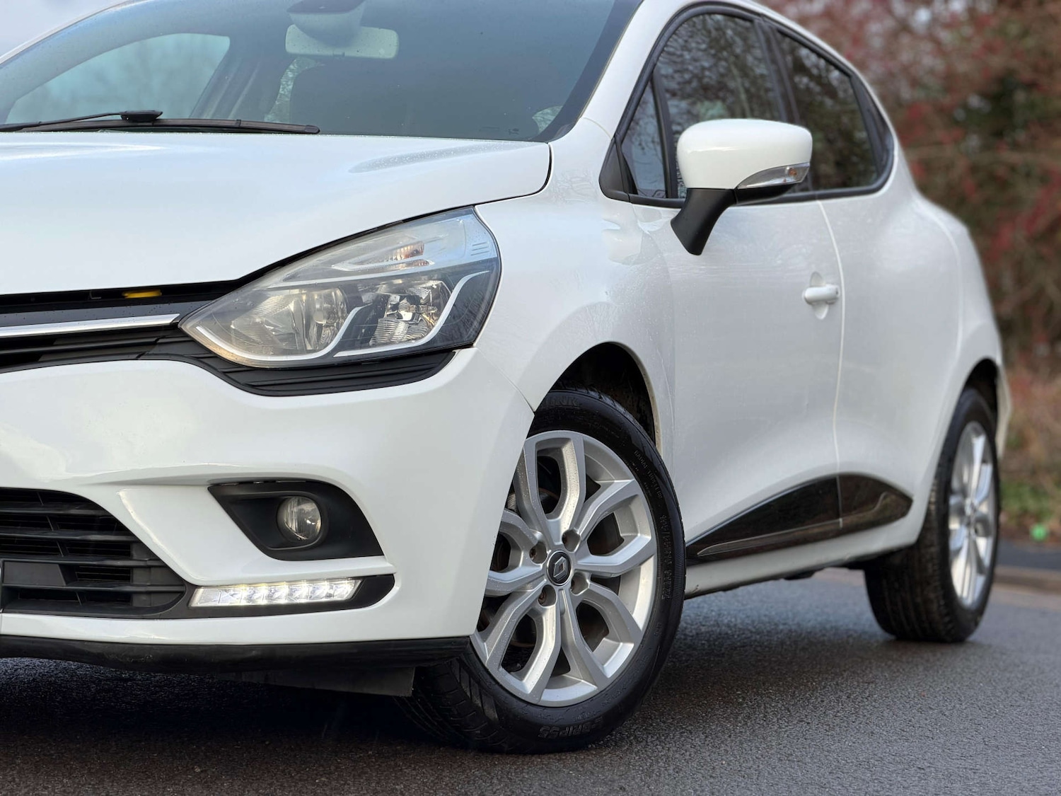 Used Renault Clio 2017 for sale - 77437520: Photo 10