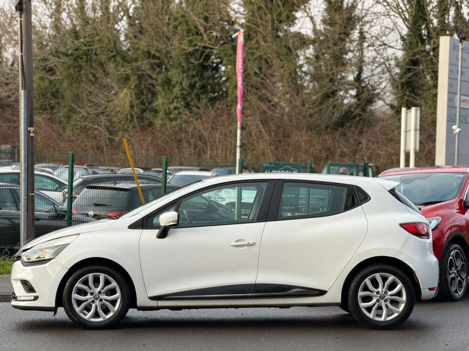 Used Renault Clio 2017 for sale - 77437520: Photo 12