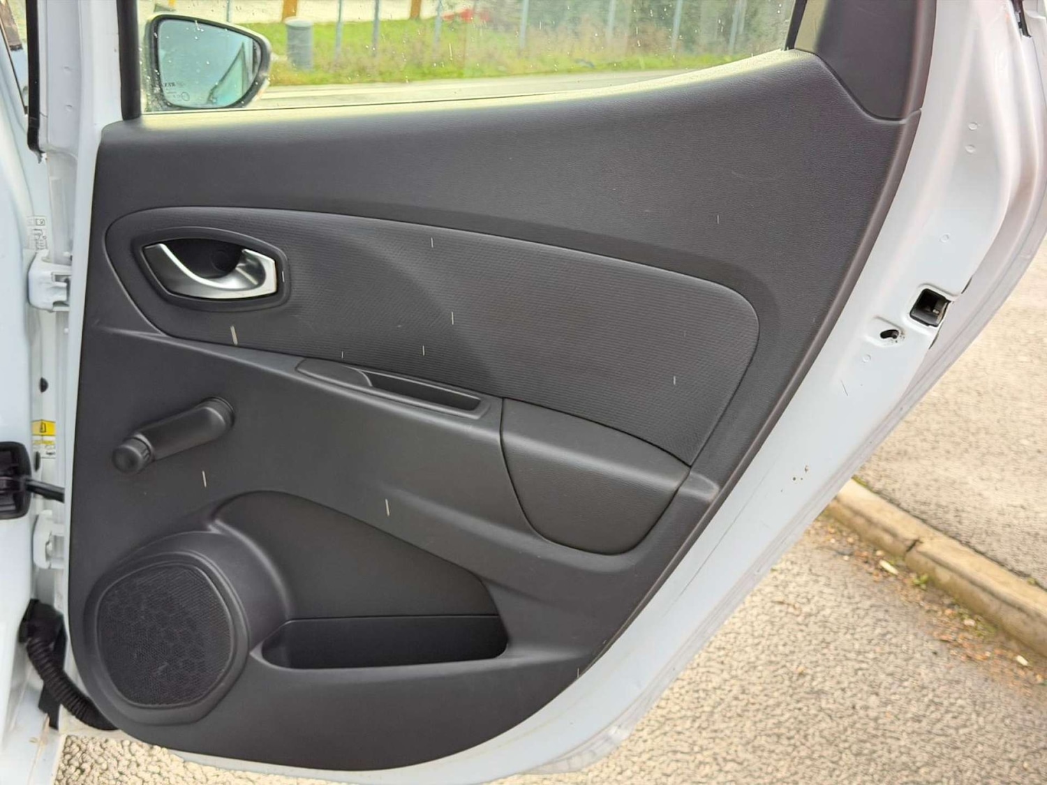 Used Renault Clio 2017 for sale - 77437520: Photo 42