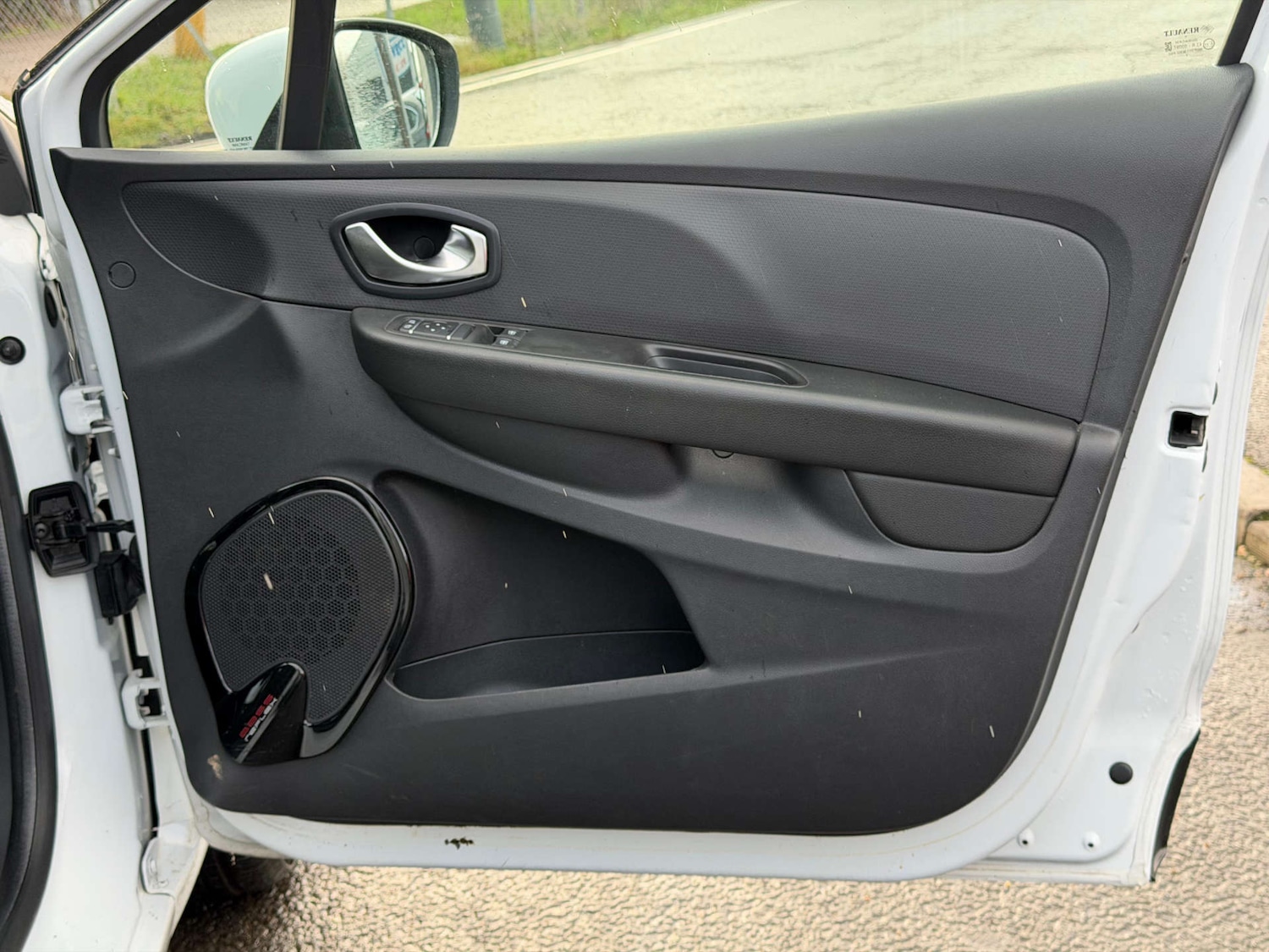 Used Renault Clio 2017 for sale - 77437520: Photo 43