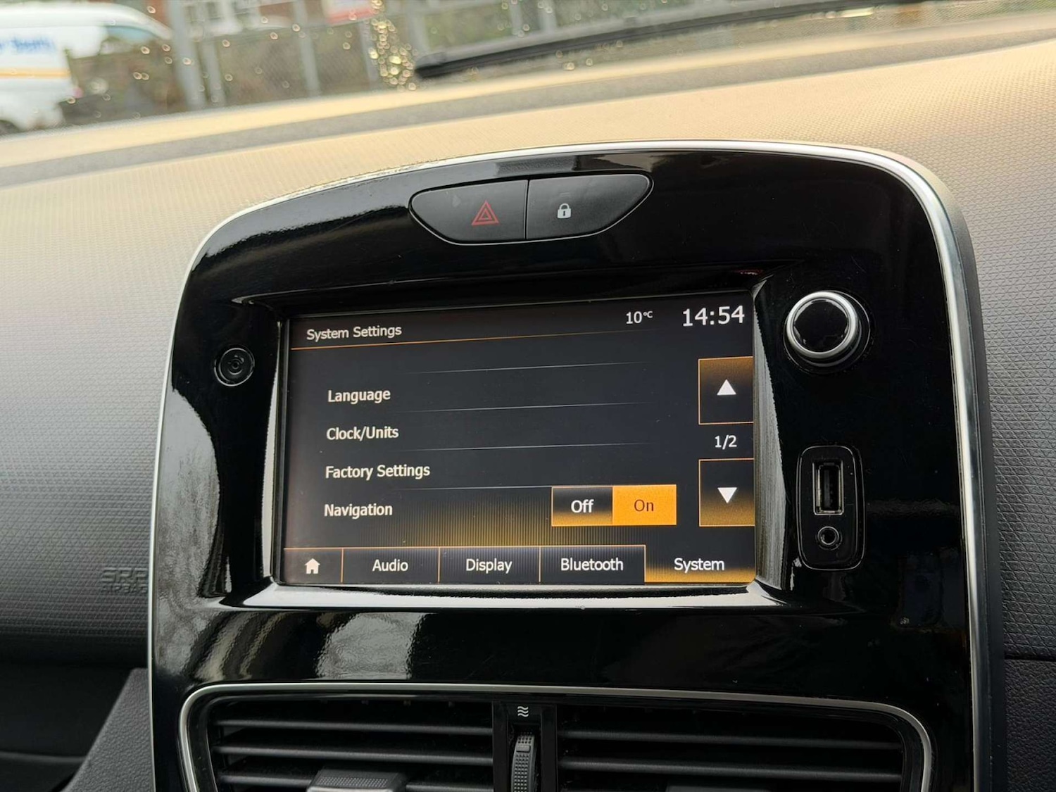 Used Renault Clio 2017 for sale - 77437520: Photo 47