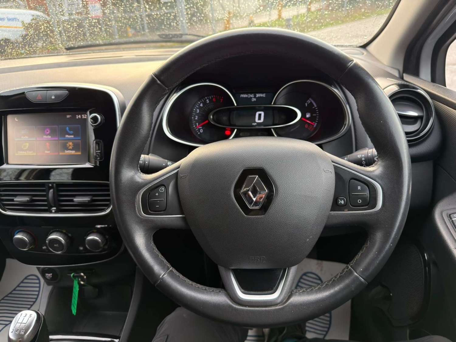 Used Renault Clio 2017 for sale - 77437520: Photo 58