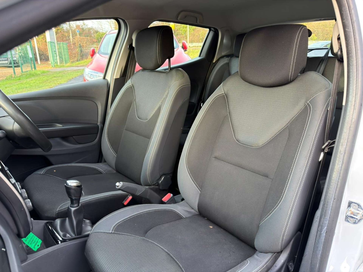 Used Renault Clio 2017 for sale - 77437520: Photo 60