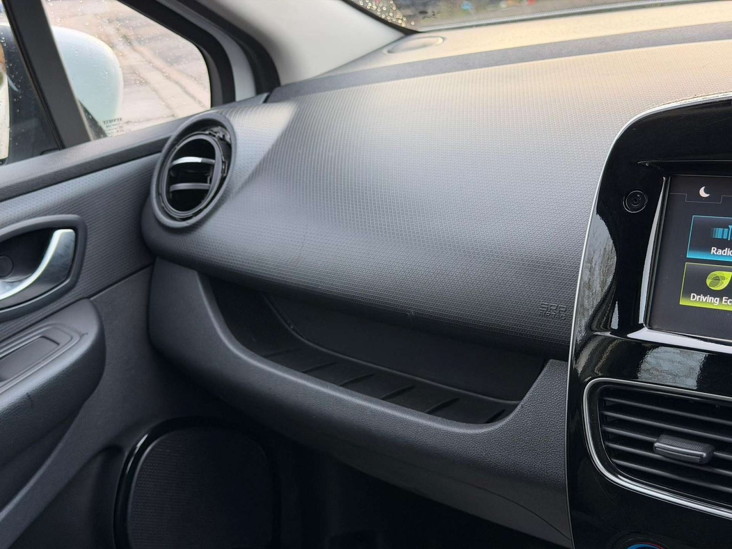 Used Renault Clio 2017 for sale - 77437520: Photo 67