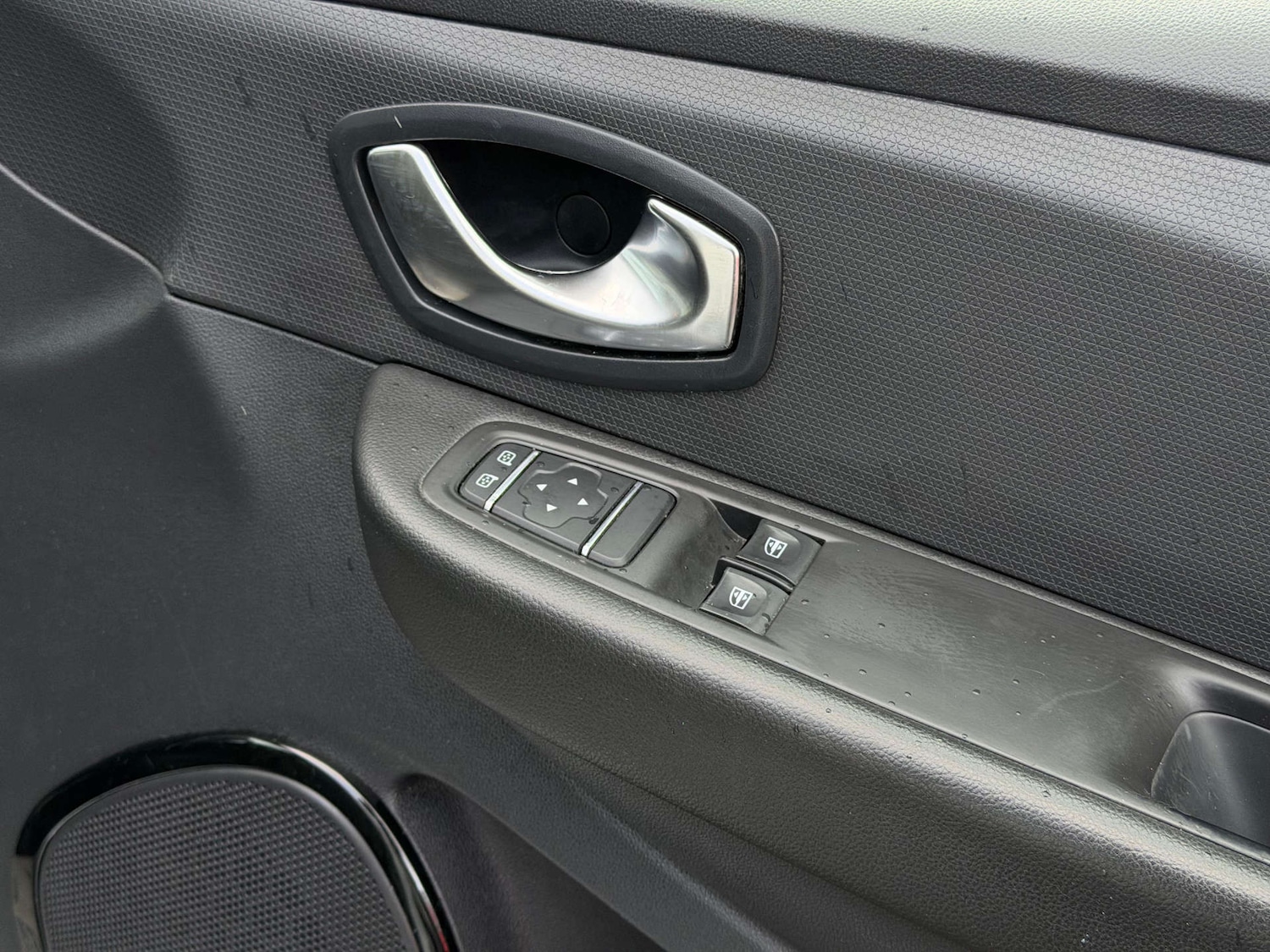 Used Renault Clio 2017 for sale - 77437520: Photo 73