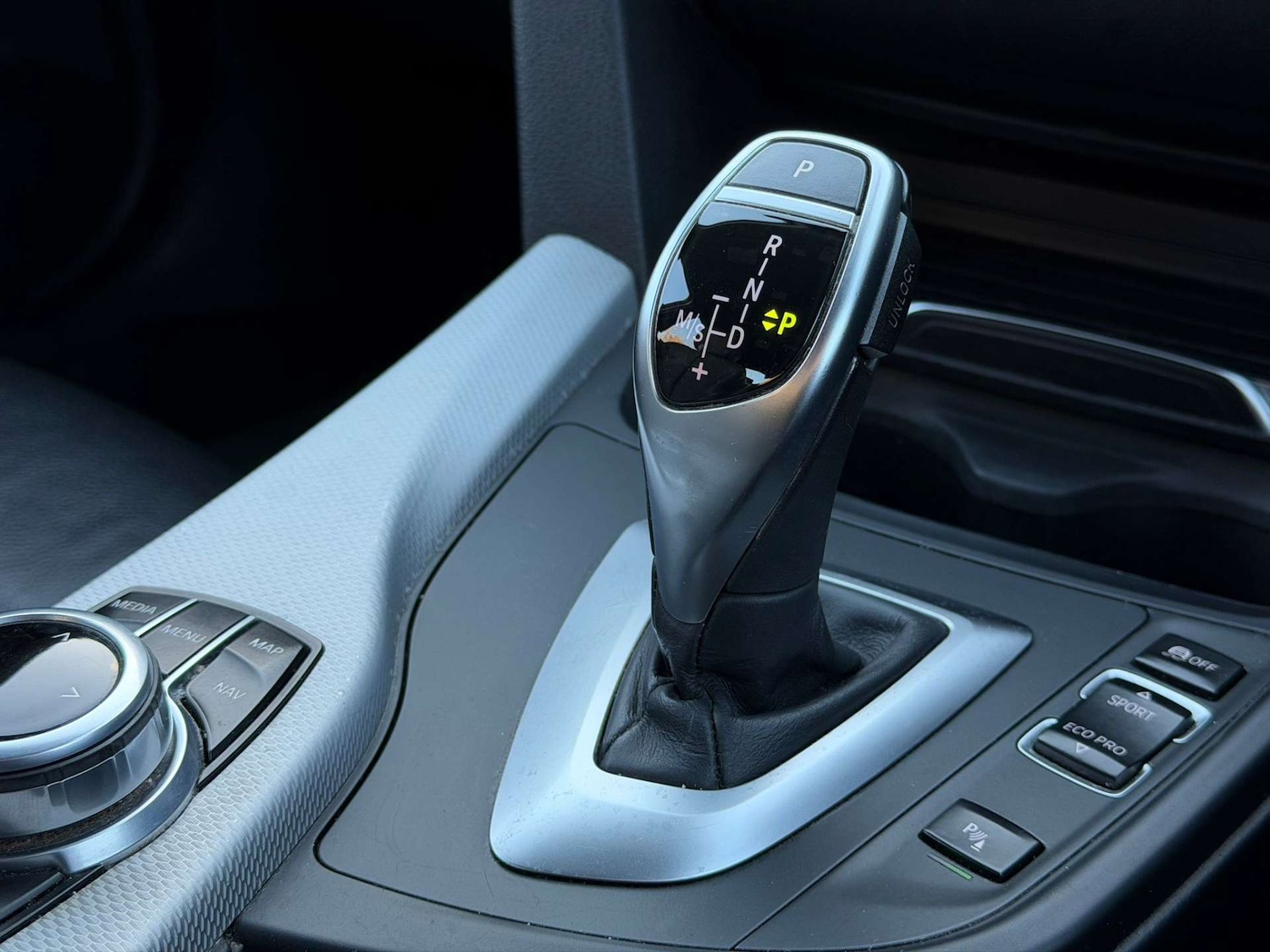 Used BMW 3 Series 2017 for sale - 77437725: Photo 24