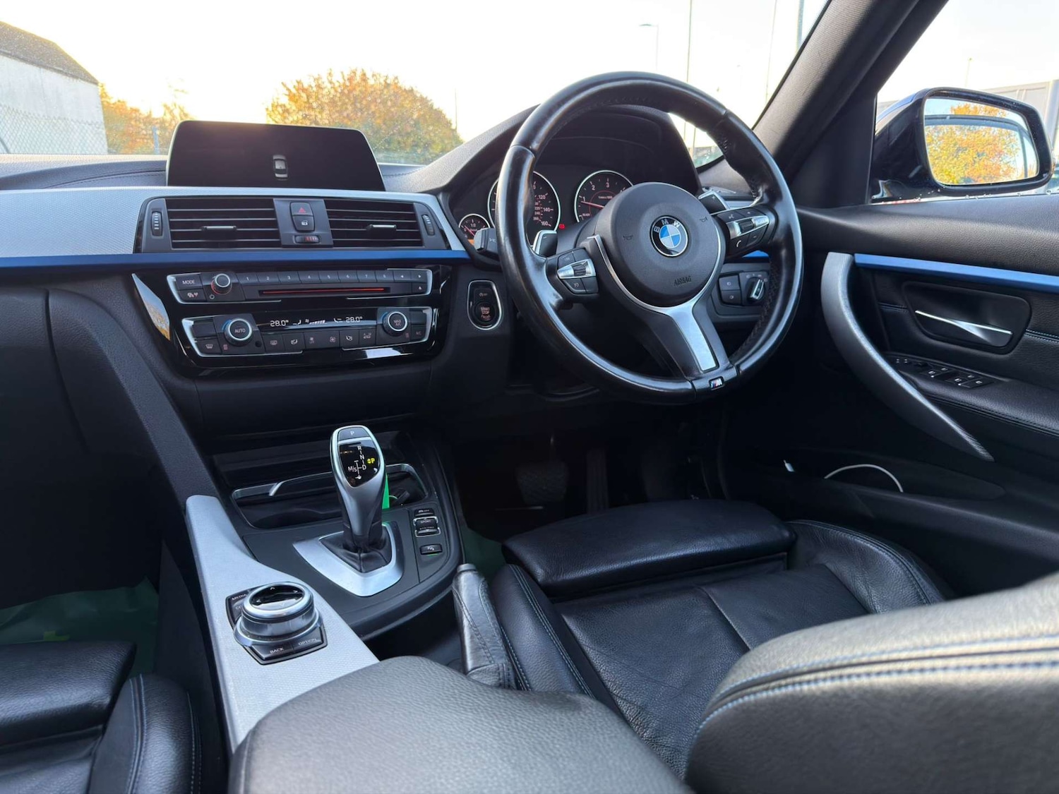 Used BMW 3 Series 2017 for sale - 77437725: Photo 32