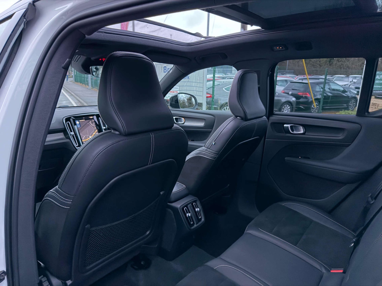 Used Volvo XC40 2021 for sale - 77437526: Photo 25