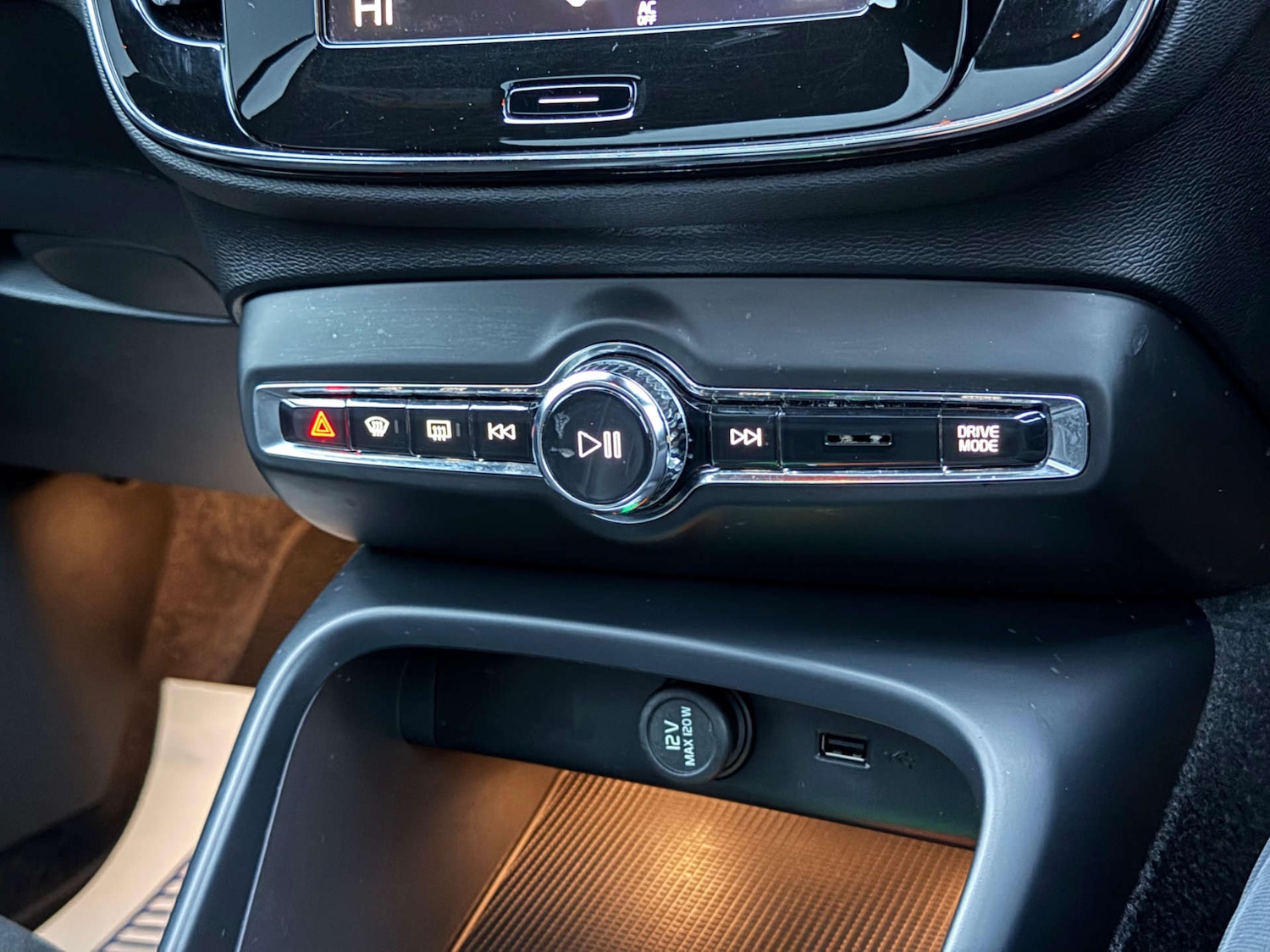 Used Volvo XC40 2021 for sale - 77437526: Photo 31