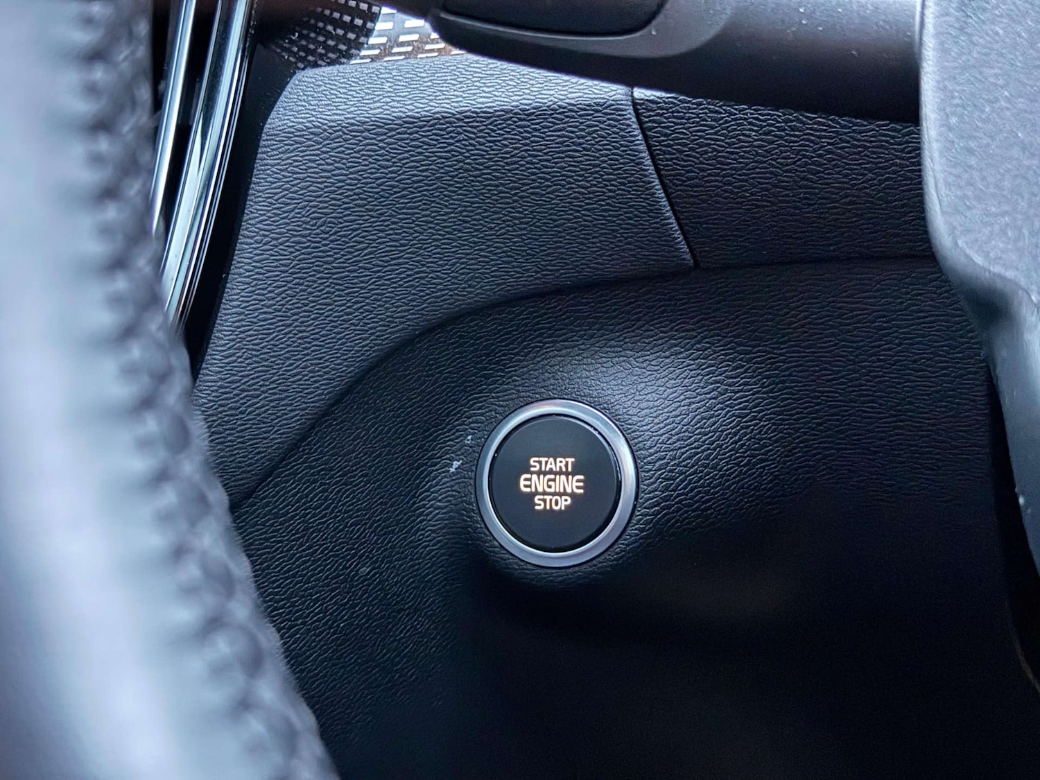 Used Volvo XC40 2021 for sale - 77437526: Photo 32