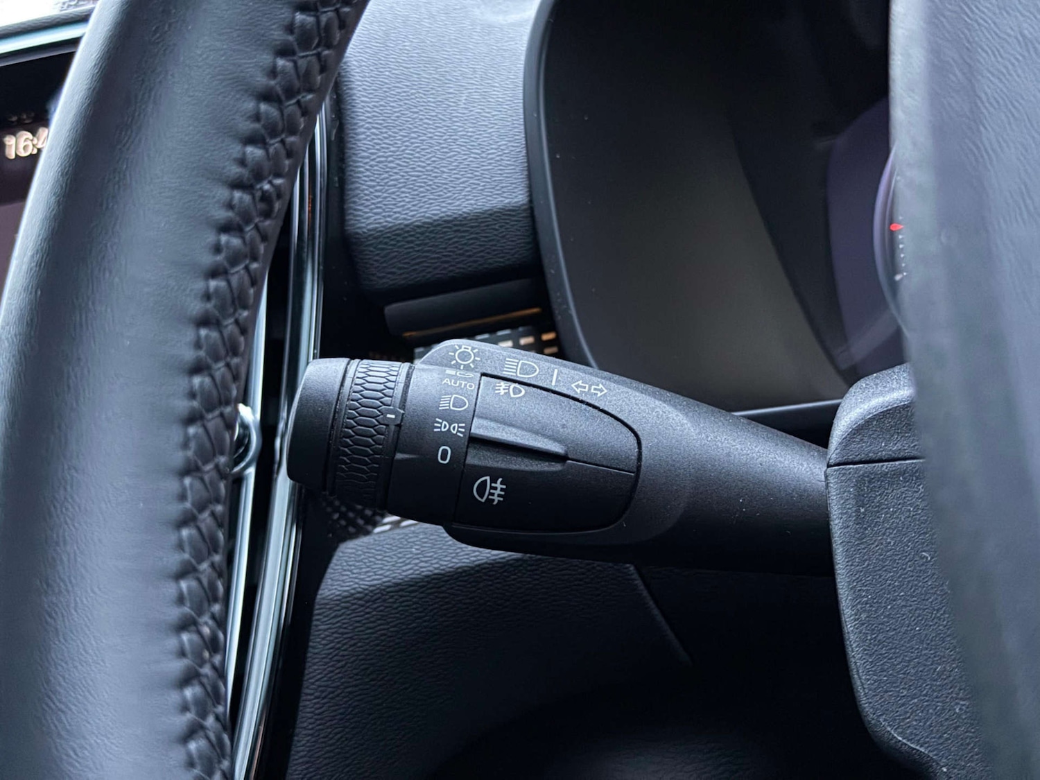 Used Volvo XC40 2021 for sale - 77437526: Photo 33