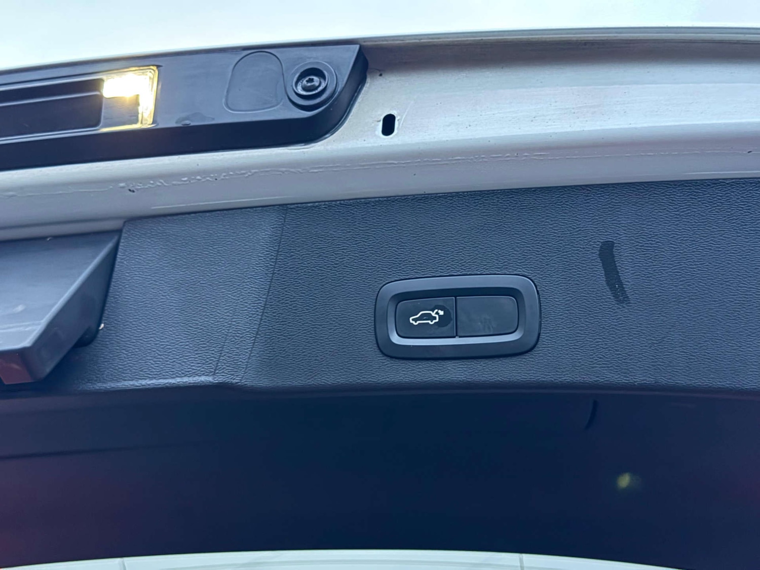 Used Volvo XC40 2021 for sale - 77437526: Photo 34