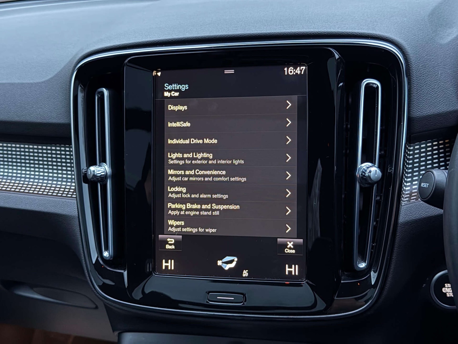 Used Volvo XC40 2021 for sale - 77437526: Photo 49