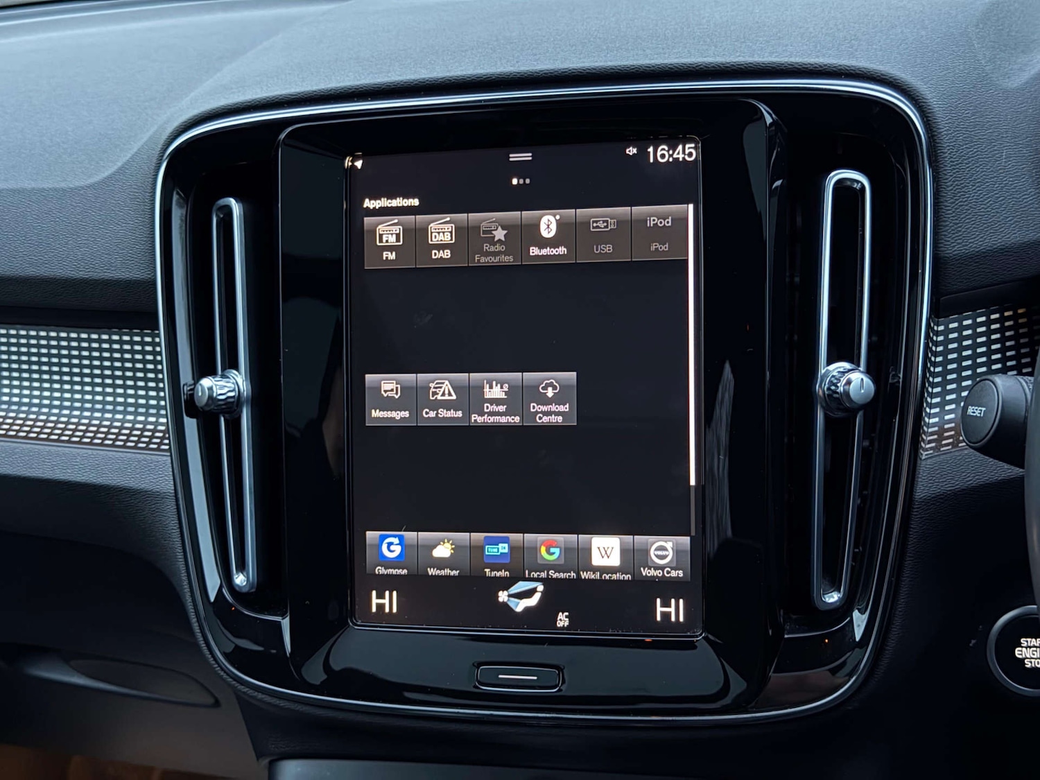 Used Volvo XC40 2021 for sale - 77437526: Photo 56