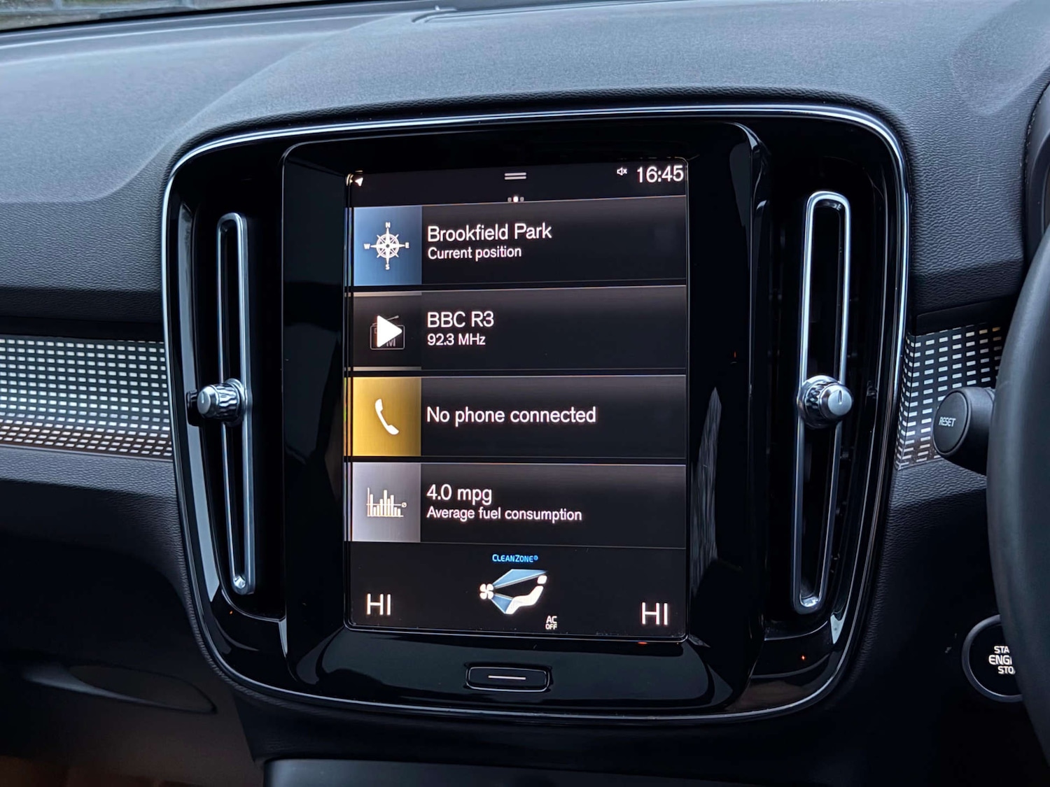 Used Volvo XC40 2021 for sale - 77437526: Photo 60