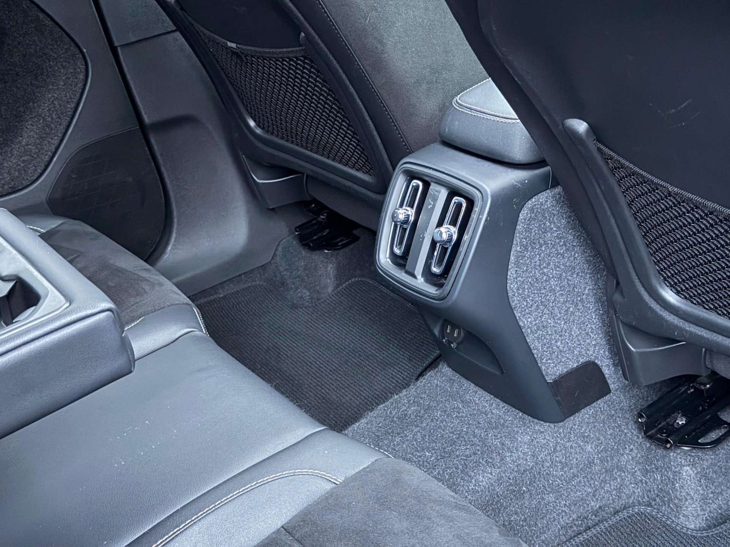 Used Volvo XC40 2021 for sale - 77437526: Photo 90