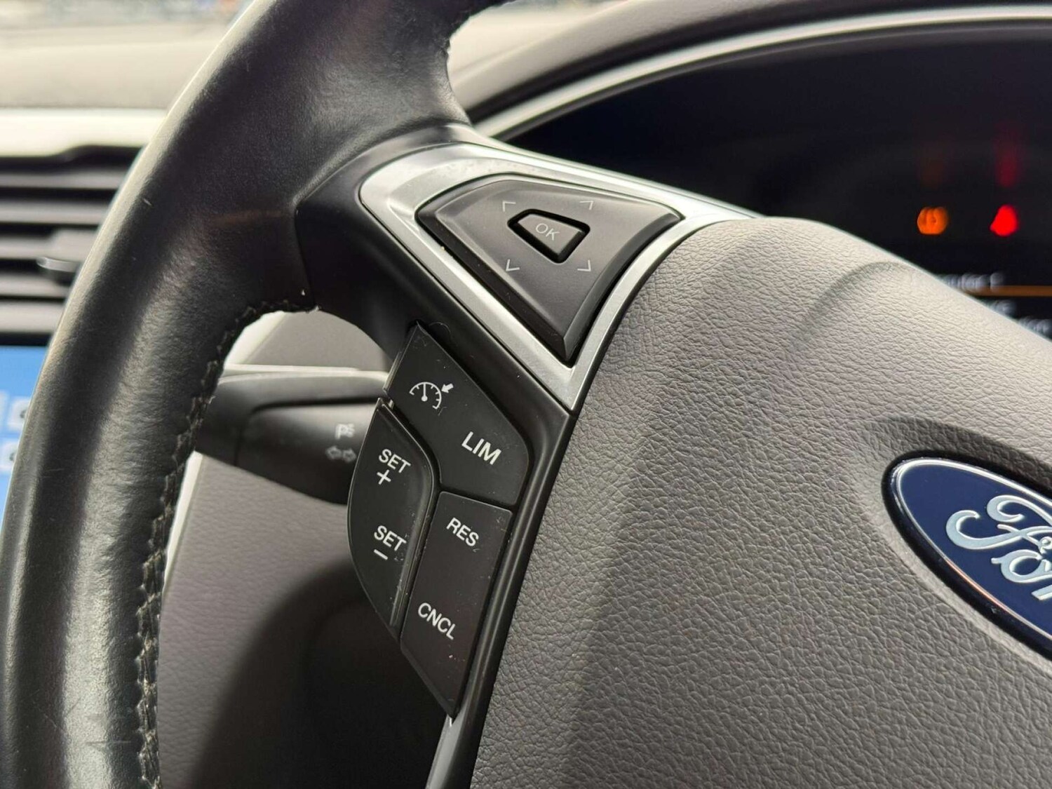 Used Ford Mondeo 2016 for sale - 77535112: Photo 34