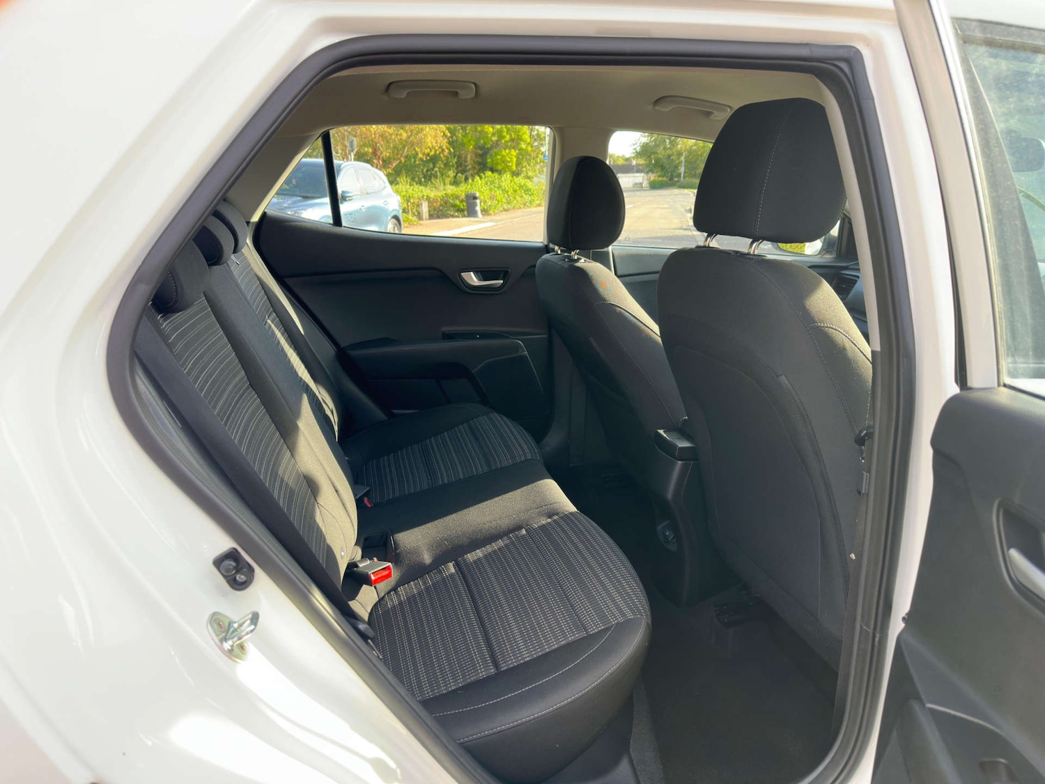 Used Kia Stonic 2019 for sale - 77437567: Photo 46